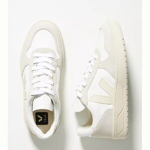 Veja V-10 Sneakers